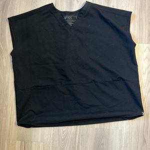 Figs black Rafaela remix v neck top Small